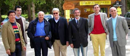 I Festival internazionale della filosofia in Sila: da sinistra a destra - Michele BORRELLI - Santiago ZABALA - Giacomo MARRAMAO - Gianni VATTIMO - Francesco Saverio ALESSIO - Mauro PIOLA - Carmelo DOTOLO - fotografia: Carmine TALERICO