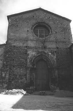 Architettura Mediterranea: Architettura Florense:  San Giovanni in Fiore: Abbazia Florens: facciata  fotografia: Francesco Saverio ALESSIO, copyright  1981 