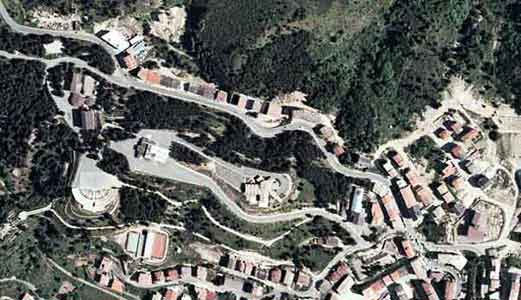San Giovanni in Fiore: Veduta aerea del Parco Comunale e dell'Istituto Tecnico Commerciale a Via Zanella