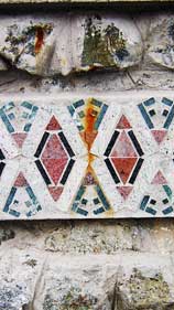 Mosaici in graniti e marmi policromi  -  Design di Francesco Saverio ALESSIO - San Giovanni in Fiore, aprile 2000