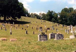 Veduta del cimitero sulle colline di Monongah  Fotografia: Pietro Mazza � copyright 2002